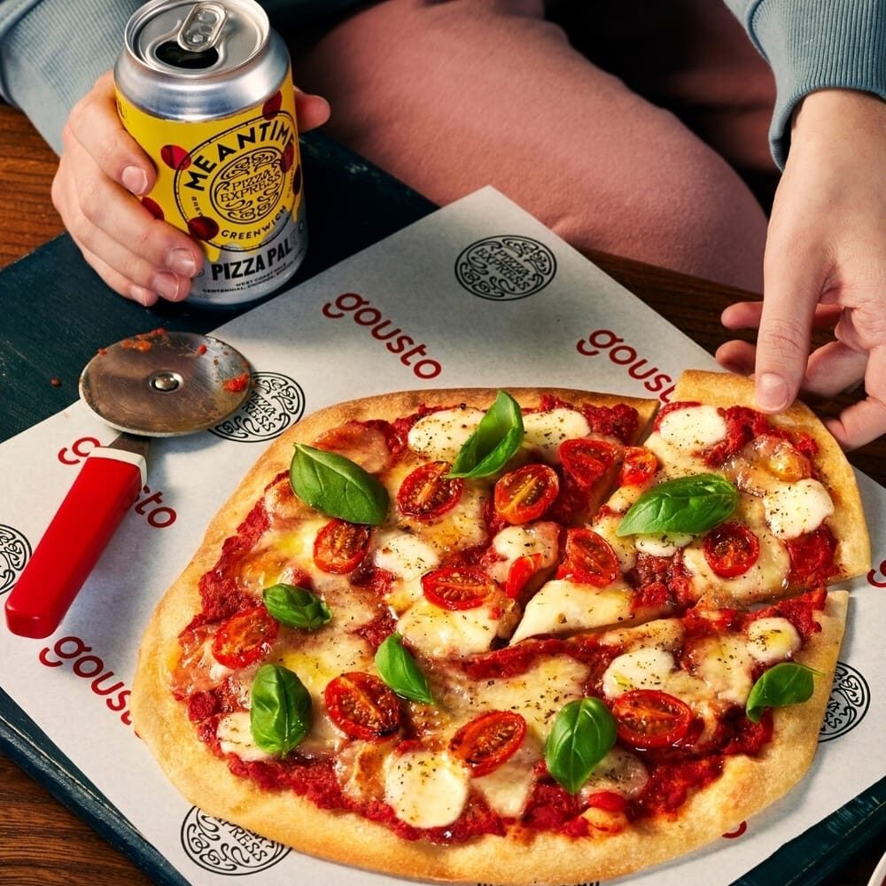 Pizza 12 white e1751456465221